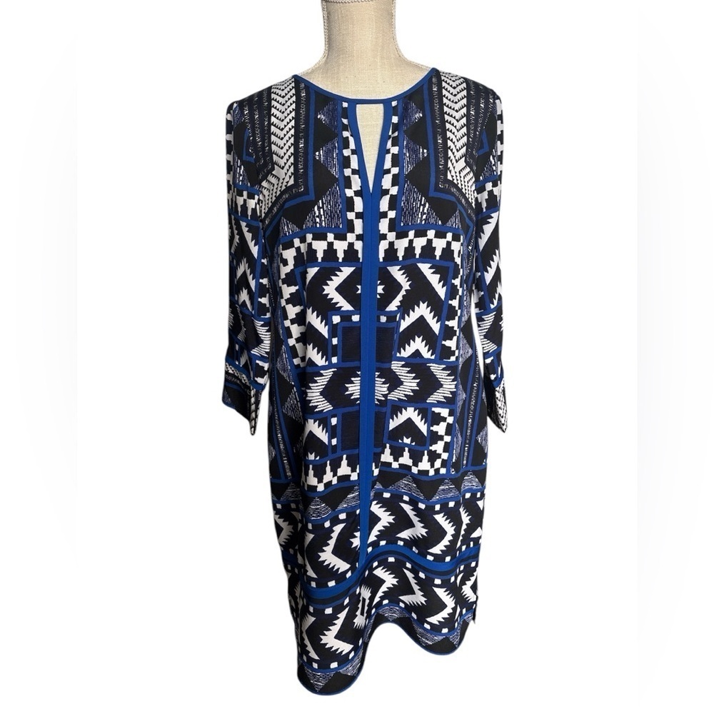 Vince Camuto Print Shift Dress in Blue/Black Size 12 EUC - Picture 2 of 8